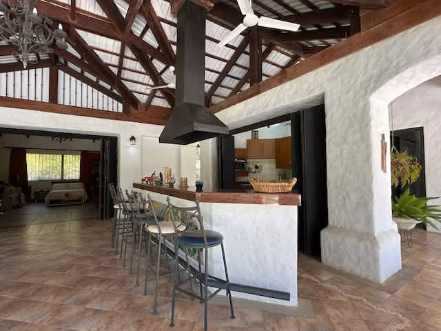 Venta Finca con casaclub y piscina, Orotina para proyecto inmobiliario