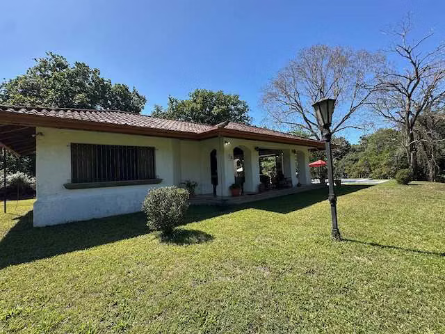 Venta Finca con casaclub y piscina, Orotina para proyecto inmobiliario