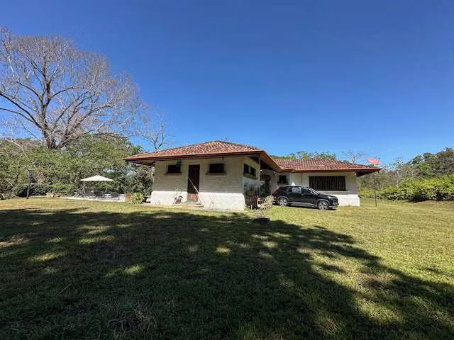 Venta Finca con casaclub y piscina, Orotina para proyecto inmobiliario