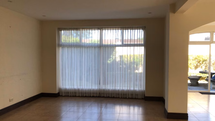 Venta de casa en condominio, en Lomas de Curridabat id 39193
