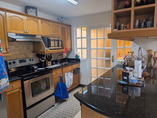 Se vende casa en de un piso en Condominio en Moravia - Imagen 3
