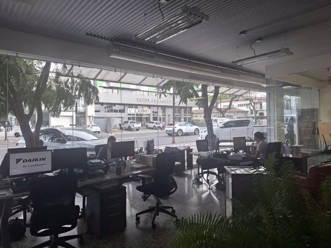 Alquilo Bodega con local comercial y oficinas en Paseo Colon, San José - Imagen 10