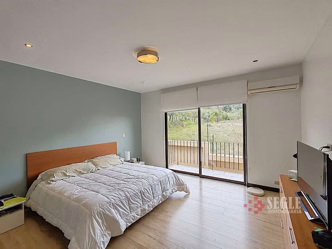 Casa en venta, Guachipelín de Escazú. Loma Real