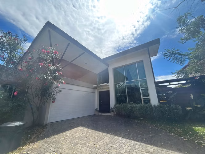 Venta de casa en Condominio Tierras del café