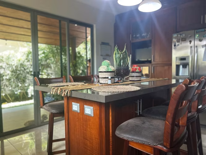 Venta de casa en Condominio Tierras del café