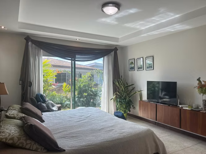 Venta de casa en Condominio Tierras del café
