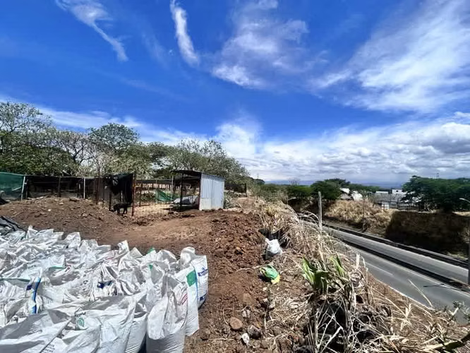 Venta, Lote Desarrollo Residencial o Comercial – Guacima Frente a Ruta 27 - 23718