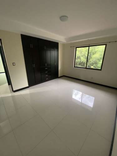 CASA EN SANTA ANA - Imagen 15
