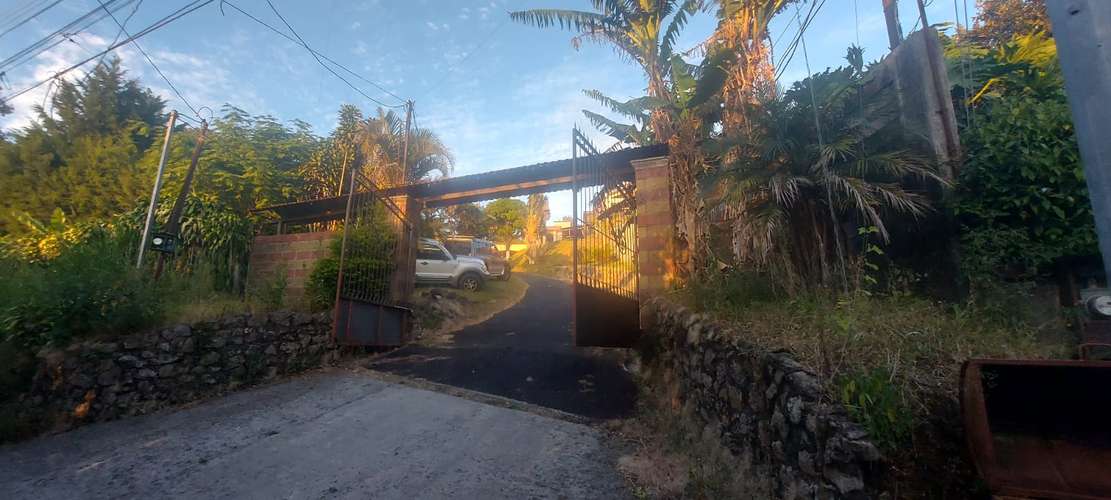 Casa en venta en Grecia, dos plantas, dos terrazas, segura, en las montañas, con lindas vistas - Imagen 15