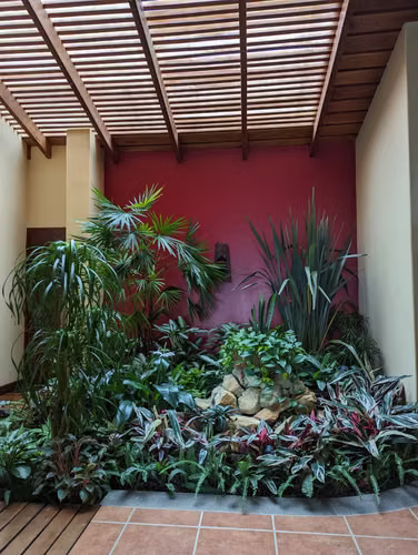 Vendo casa en una Quinta de lujo con vista panorámica al Valle Central