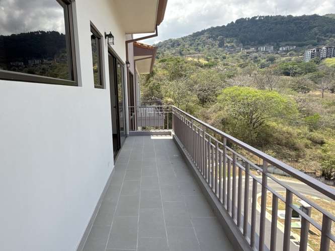 Venta, Penthouse Exclusivo en Alto de Las Palomas – Vistas Inigualables y Estilo Sofisticado 23727 - Imagen 20