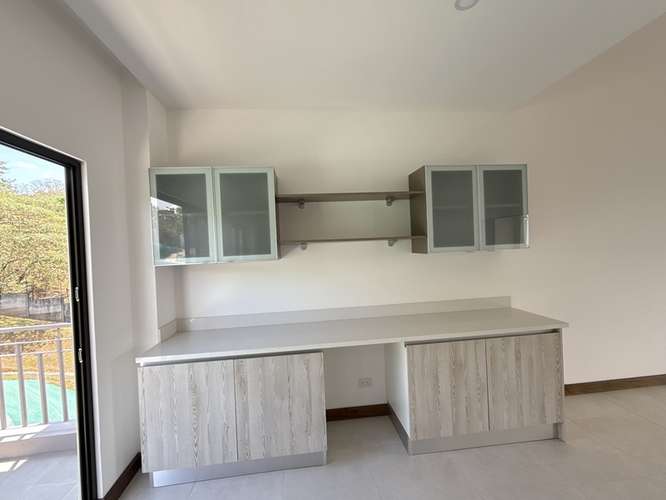 Venta, Penthouse Exclusivo en Alto de Las Palomas – Vistas Inigualables y Estilo Sofisticado 23727 - Imagen 10