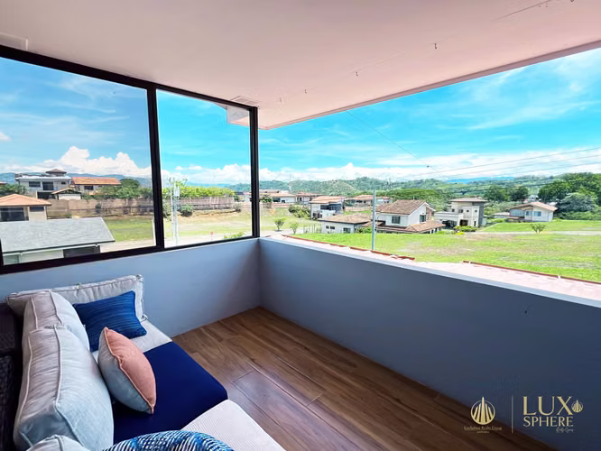 Venta de casa en La Guácima de Alajuela / 3 habitaciones + Oficina + Jardín - Imagen 6