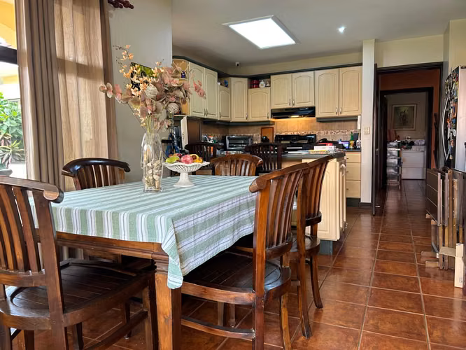 ¡Casa en venta en Residencial Quizarco – Con amplio rancho incluido!