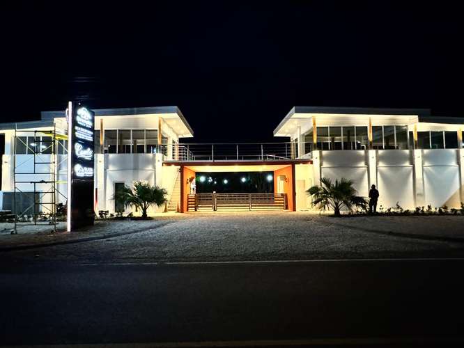 LOCAL COMERCIAL EN ALQUILER PLAYA POTRERO - Imagen 3