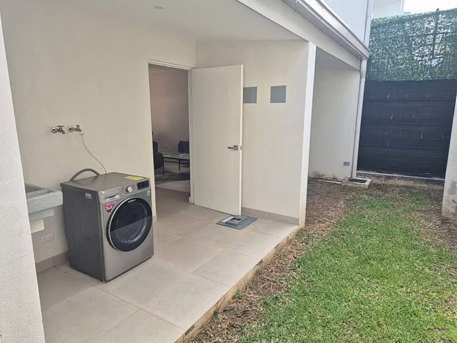 CASAS DE 2 PLANTAS, CONDOMINIO SANTA BARBARA AVENUE, HEREDIA SANTA BARBARA, COD SBA-120