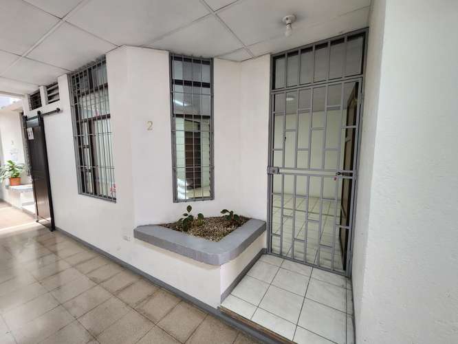 Oficinas / Consultorios Alajuela Centro