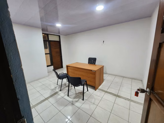 Oficinas / Consultorios Alajuela Centro