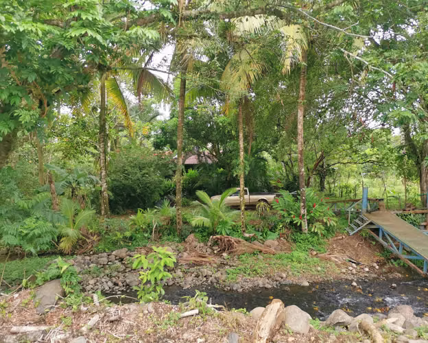 Casa en venta en Florencia, San Carlos, cerca de La Fortuna con riachuelo al frente - Imagen 10