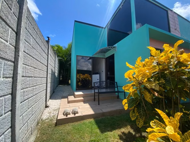 Hermosa Casa en Condominio Orotina - Imagen 14