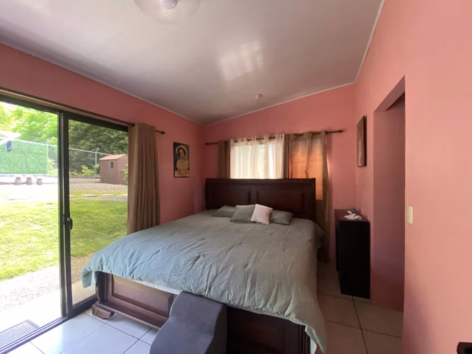 Hermosa Casa en Condominio Orotina - Imagen 8