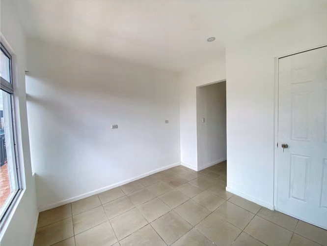 Alquiler de habitaciones amuebladas, Barrio Dent. Incluyen TODOS LOS SERVICIOS