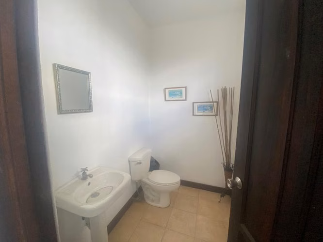 Oficinas en Venta. en Alajuela Centro. - Imagen 3