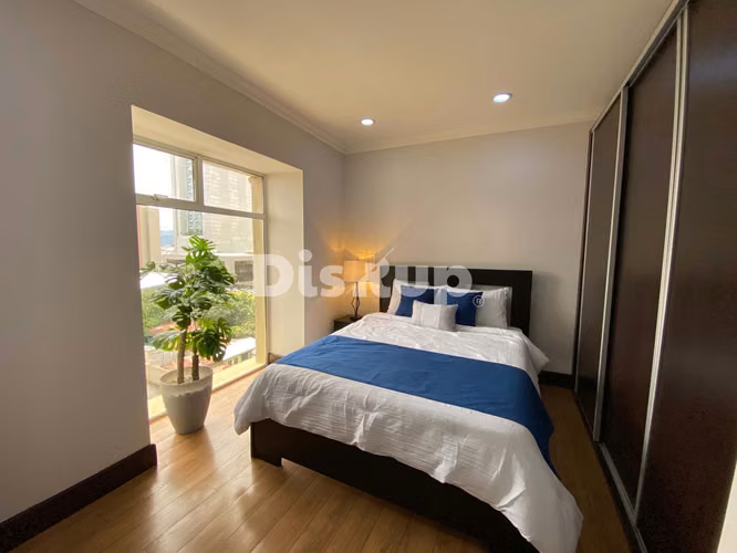 Venta de Apartamento de 2 hab. en condominio. San José, Sabana Sur
