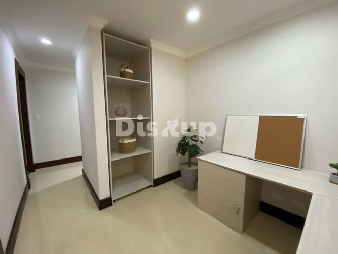 Venta de Apartamento de 2 hab. en condominio. San José, Sabana Sur