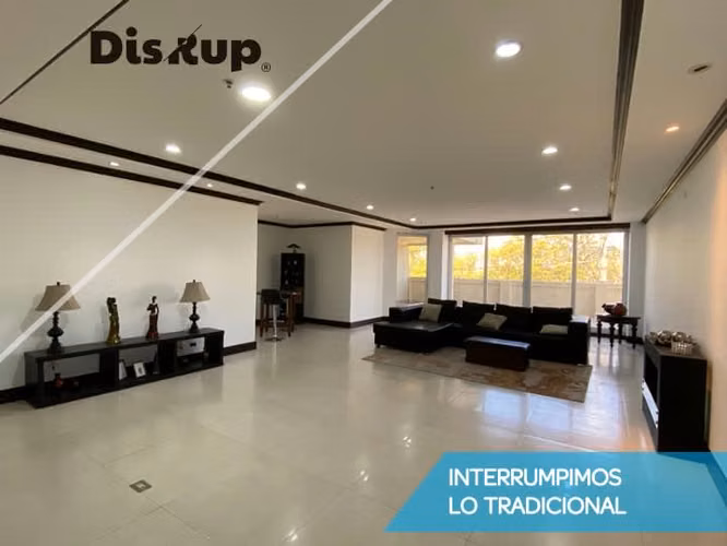 3-bedroom apartment for sale in a condominium. Sabana Sur, San José