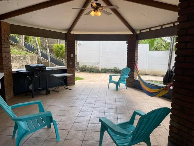 LA GARITA-Alajuela- Preciosa casa en venta en Urbanización Montisel