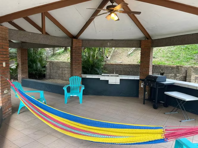 LA GARITA-Alajuela- Preciosa casa en venta en Urbanización Montisel