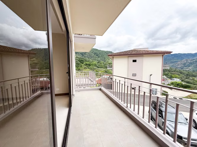 Venta de apartamento en El Alto de las Palomas, Santa Ana