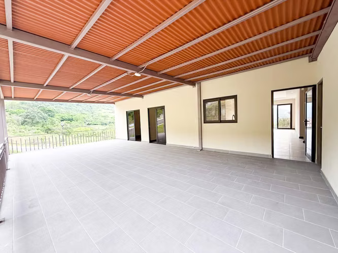 Venta de apartamento en El Alto de las Palomas, Santa Ana