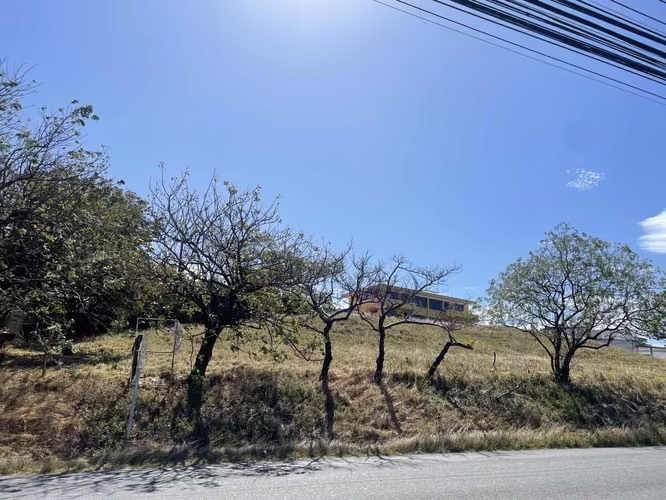 ESCAZÚ GUACHIPELIN NORTE LOTE EN VENTA DE USO MIXTO - Imagen 12