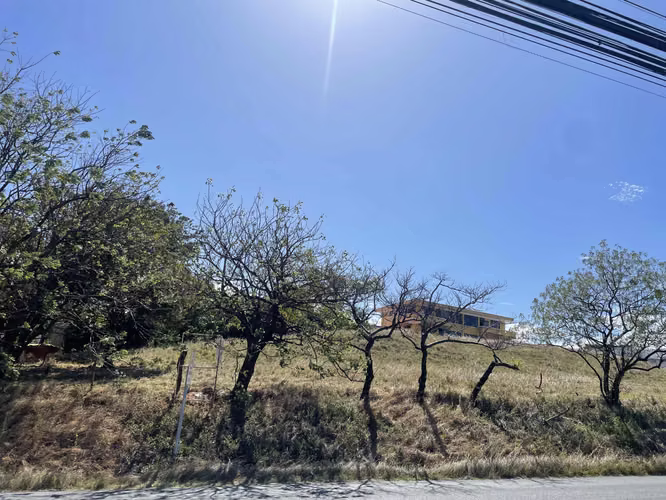 ESCAZÚ GUACHIPELIN NORTE LOTE EN VENTA DE USO MIXTO - Imagen 10