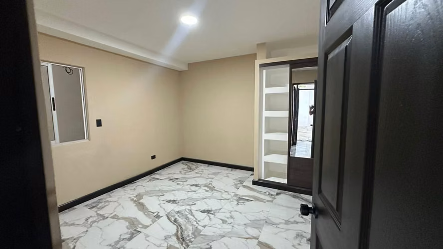 ¡Oportunidad! Compre una casa y alquile la otra