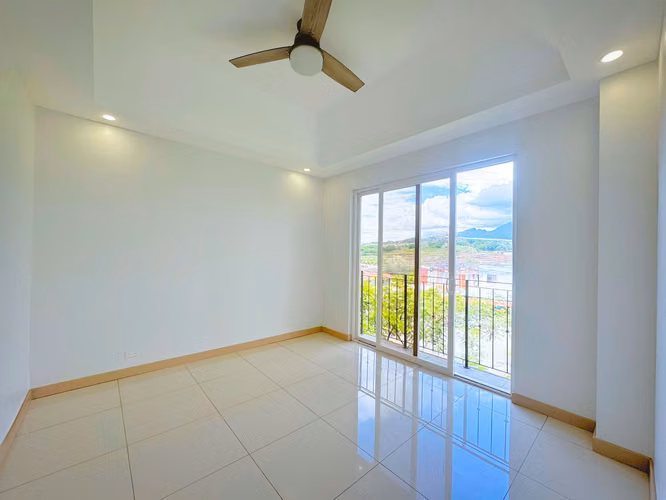 ALQUILER DE PENTHOUSE EN CONDOMINIO EN BELÉN - Imagen 10