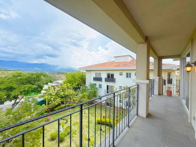 ALQUILER DE PENTHOUSE EN CONDOMINIO EN BELÉN - Imagen 12