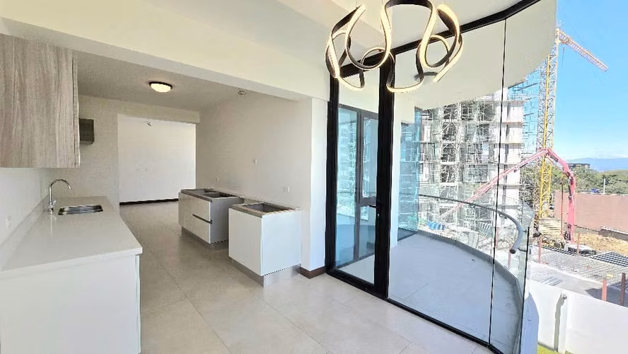 Alquiler de Apartamento en Escazú, 160m2. x el Country. - Imagen 4