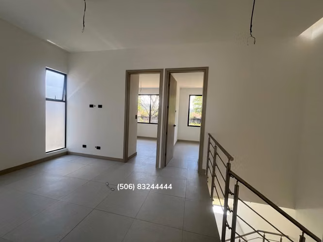 VENTA DE CASA EN CONDOMINIO EN LINDORA, SANTA ANA - Imagen 11