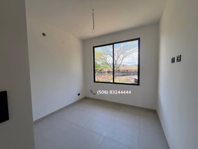 VENTA DE CASA EN CONDOMINIO EN LINDORA, SANTA ANA - Imagen 15