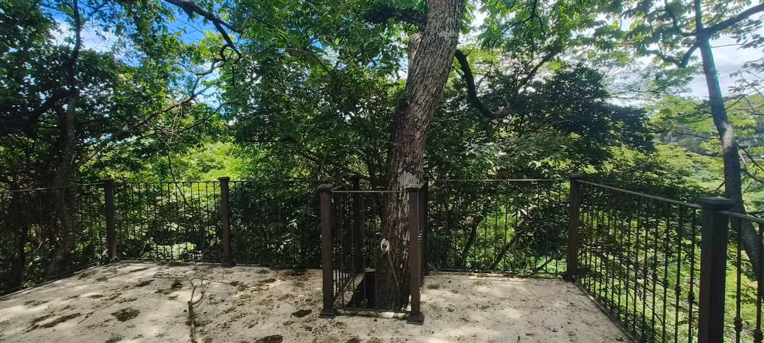 Hermosa casa en Urbanización Río Oro, Santa Ana – Amplios espacios y amenidades de lujo