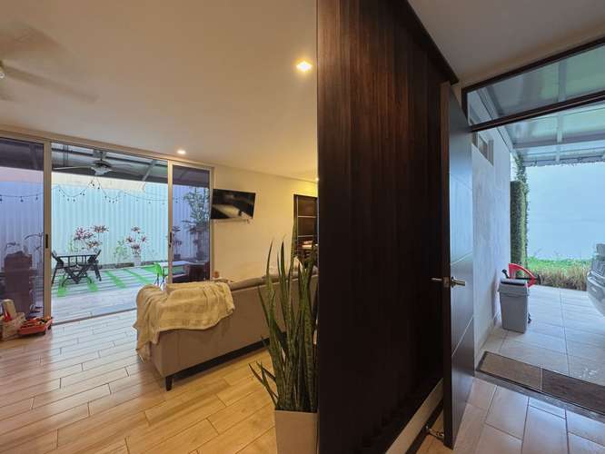 VENTA DE CASA EN CONDOMINIO EN SANTA ANA - Imagen 18