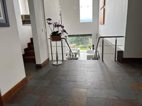  SE VENDE CASA – Pinares | CO-574 - Imagen 17