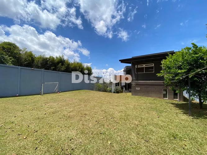 Venta de casa de 4 hab. en amplio terreno. San Rafael. Montes de Oca