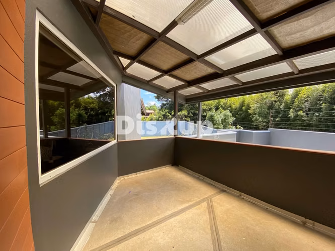 Venta de casa de 4 hab. en amplio terreno. San Rafael. Montes de Oca