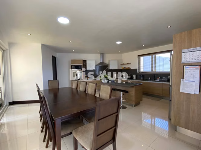 Venta de casa de 4 hab. en amplio terreno. San Rafael. Montes de Oca