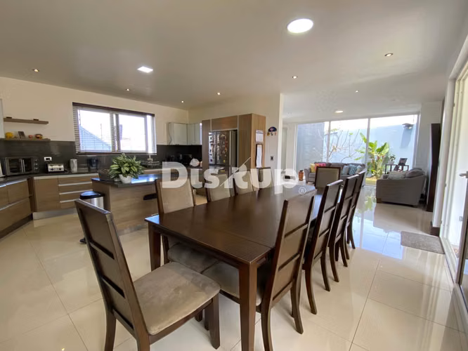 Venta de casa de 4 hab. en amplio terreno. San Rafael. Montes de Oca