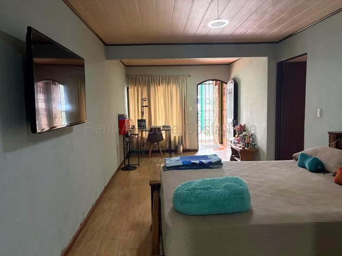 OPORTUNIDAD EN DESAMPARADOS! Venta de Casa con uso de suelo mixto. - Imagen 7